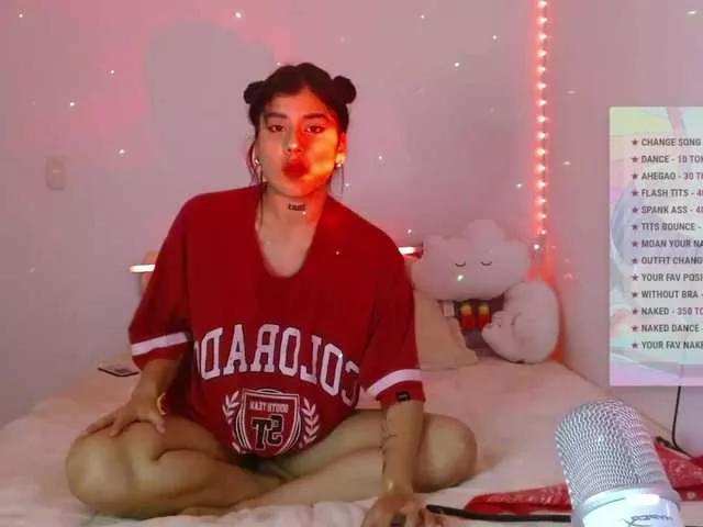 babyQueen on BongaCams 