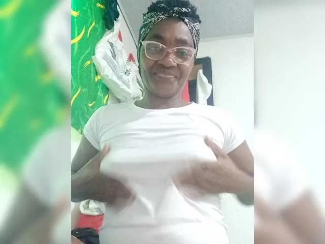 celestina on BongaCams 