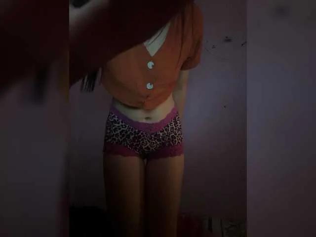 Ellyc on BongaCams 