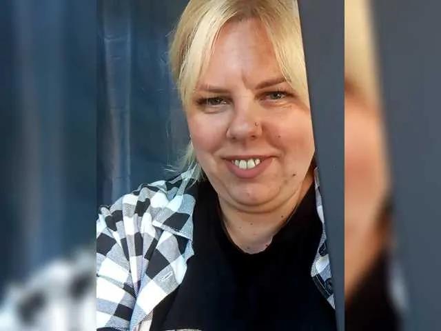 EVA2311 on BongaCams