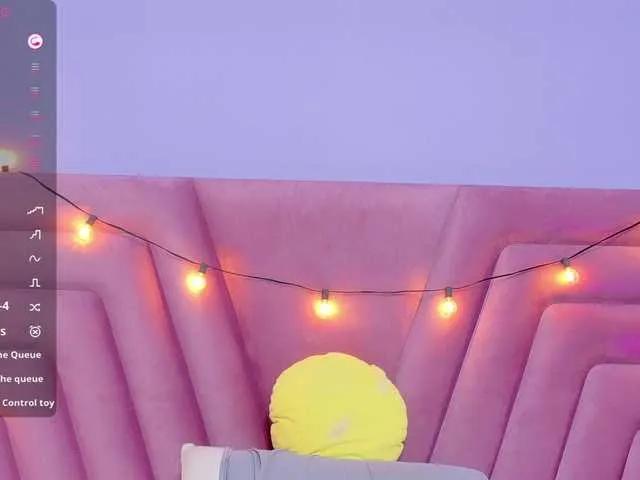 innocenthazel on BongaCams 