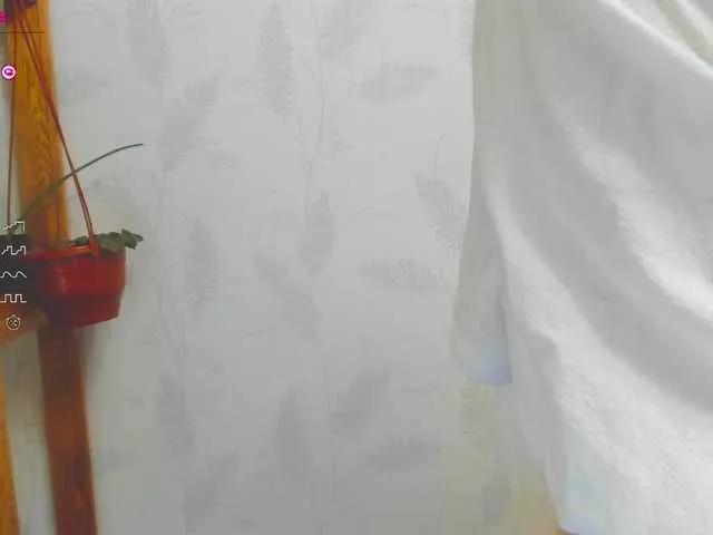 Kelly-Klein on BongaCams 