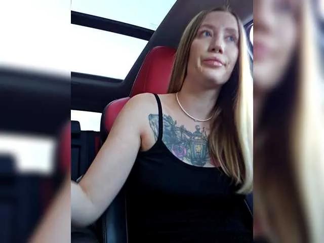 lana-lana03 on BongaCams 