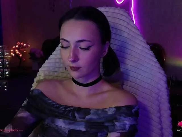 LollyGirlMoon on BongaCams 