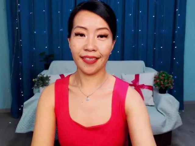 Sarahsexygirl on BongaCams