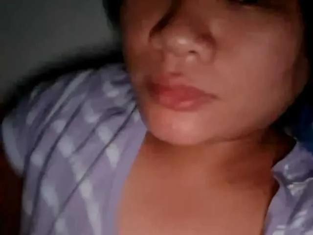 sexyasian27 on BongaCams