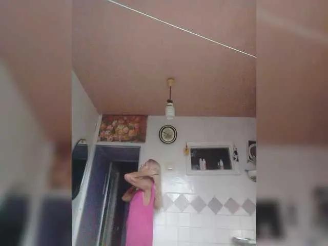 victoria71 on BongaCams