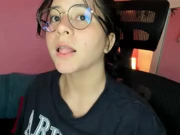 agnes_21 — GOAL: air kisses  [7 tokens remaining] just a young girl wanting to get warm, can you help me?  #teen #bigboobs #young #daddy #natural