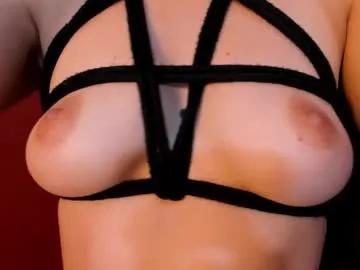 annavi_ on Chaturbate 