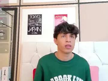 axel_evanss — GOAL: GET NAKED [69 tokens remaining] Welcome to my room! #young #femboy #18 #twink #bigcock