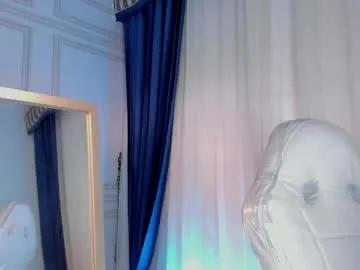 doll_isa_ on Chaturbate 
