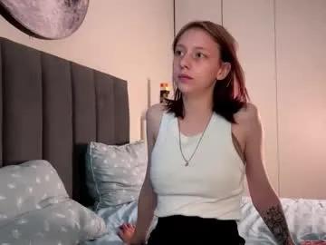 ellie_hollow on Chaturbate 