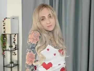 elvenglow on Chaturbate 