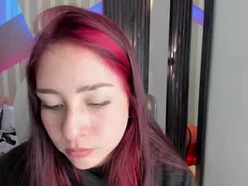 emily_layton — GOAL: Fuck my pussy hard with the machine for 6 minutes + lots of cum [314 tokens remaining] Welcome to my room! #18 #pantyhose #anal #smalltits #slave