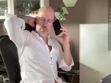 fit_rubinho — @ work and horny, keep me busy with your tips! *** PVT is open *** #bigdick #bigass #anal #muscle #cum