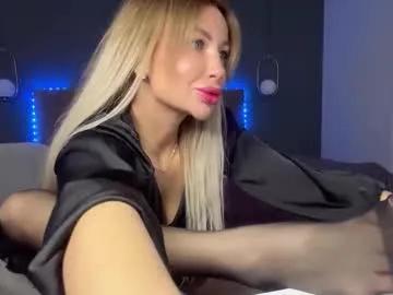 kristy_saint — make me wet.. #pantyhose #feet #socks #legs #findom [100 tokens remaining]
