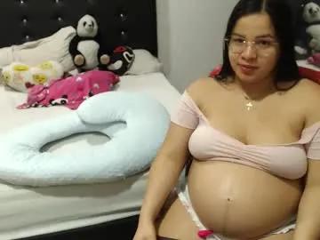 kylie_switch — #latina #hairy #hairypussy #Pregnant #Chubby #squirt Give love and pleasure to my belly  i have 31 week [2023 tokens remaining]
