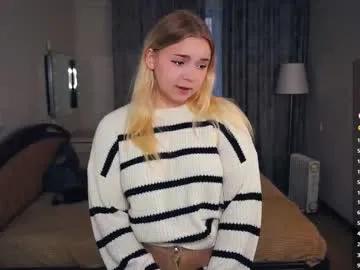 leotafredericks — Sensual sucking of the fingers [0 tokens remaining] Hello guys! Im Lora! #18 #new #shy #curvy #cute! My GOAL: