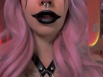 leylanoir on Chaturbate 