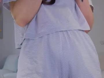 lilyroselyn on Chaturbate 