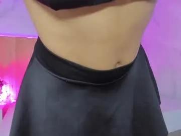 littlevaale on Chaturbate 