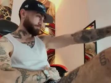 luke_davis01 — CUMM SHOWWWW!  #bigcock #tattoo #smoke #master #latino [1222 tokens remaining]