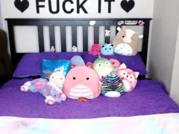 mackenziewolfe — make me cum <3 - Goal is : squirt <3 #bigpussylips #bigtits #creamy #squirt #blonde