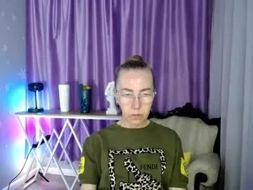 queen_a_n_i on Chaturbate 