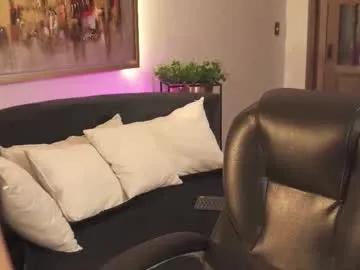 roseferrera — GOAL: squirt show [4444 tokens remaining] Your Order, My Pleasure #bigboobs #fuckmachine #squirt #lesbian #bigass