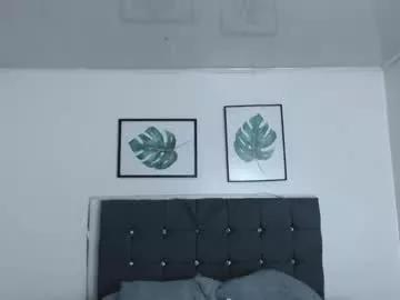 selena_hotmilf on Chaturbate 