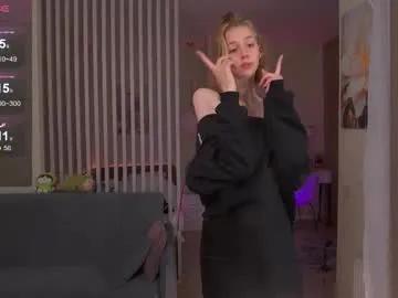 sofiapure18 — GOAL: Sweet Temptations - My kitchen is too hot for cooking... come taste me instead! [25 tokens remaining] Welcome to my room!  I'm #new #shy girl with #smalltits but sorry only #18 really young #blon