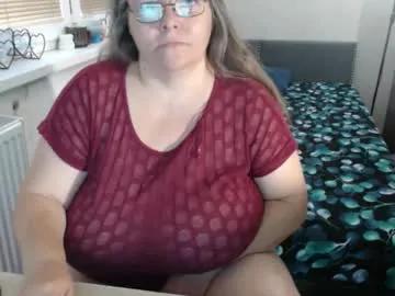 sweetboobs85h on Chaturbate 