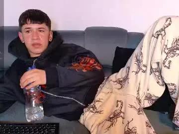 twink_daren — I am alone at home and wanting to be naughty, how mischiers are you?   #lovense #bigass #young #twink #oil -- Current Goal:  Hard masturbation + saliva at 44 tokens