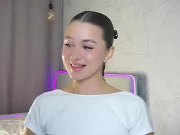vvilly_wonka — Goal:for a good starting day ^^Welcome to the choco factoryI'm #new here and wish me luck! #asian #tease #young #18 [50 tokens remaining]