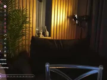 zarareign_ on Chaturbate 