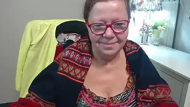 Adelewildx — Freechat on StripChat