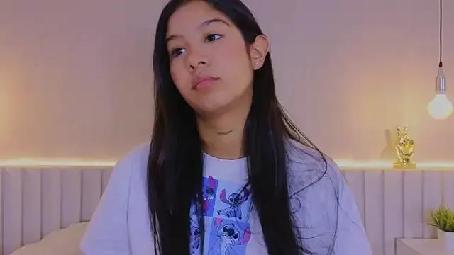 Aida_moreno — spank ass in doggy syle 