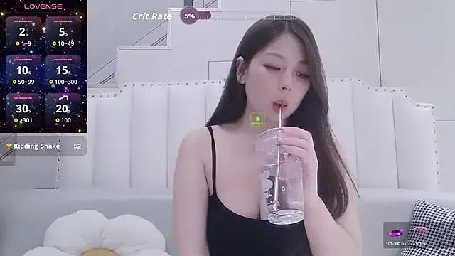 aiyami on StripChat 