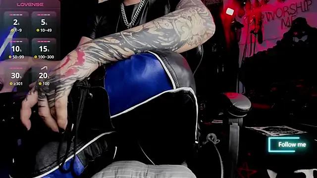 allanhurtss on StripChat 