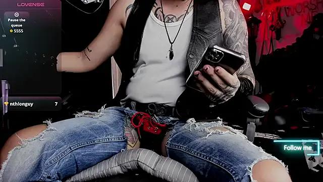 allanhurtss on StripChat 