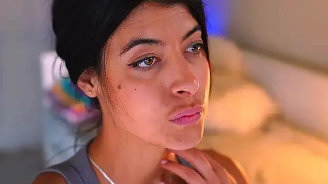 anabelcurvy on StripChat 