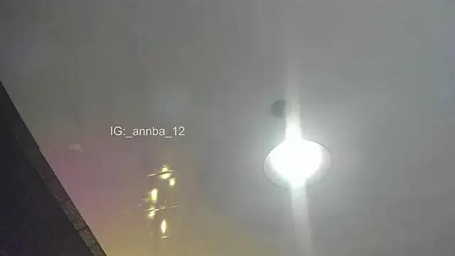 annie_barozzi on StripChat 