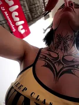 Annie_LS on StripChat 