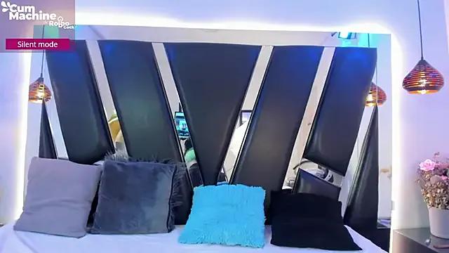 antonelllepiercee — NIPPLE CLAMPS + SPANK TITS