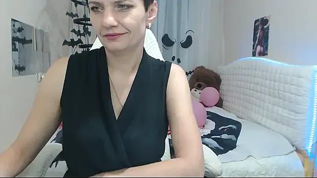 AvaSaturnian on StripChat 