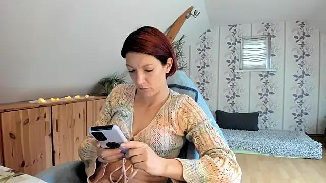 Axunamun — show pussy