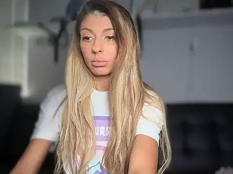 bbgurlnickii on StripChat 