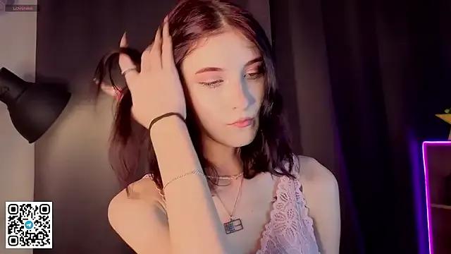 BelindaParbs — massage my boobs with oil