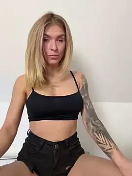 BlueEyesCarole's avatar