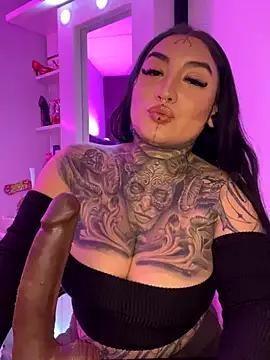 CloeeBeckam — blow job + salive + show boobs